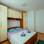 アパート Nono マカルスカ