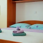 Nono マカルスカ