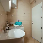 Nono アパート マカルスカ