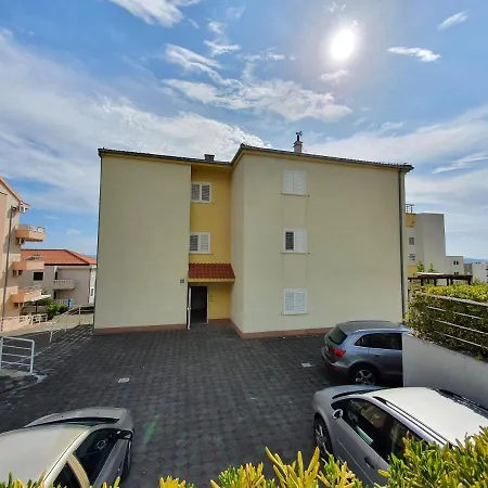 Nono Apartmán